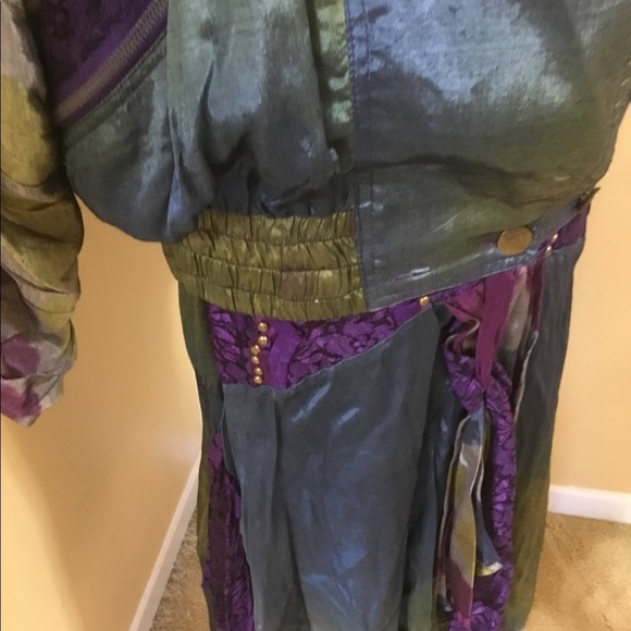 French Look satin jacket and skirt set - Picture 6 of 15